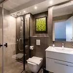 Ξενοδοχείο Koporos 4*