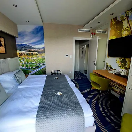 Koporos Hotel 4*