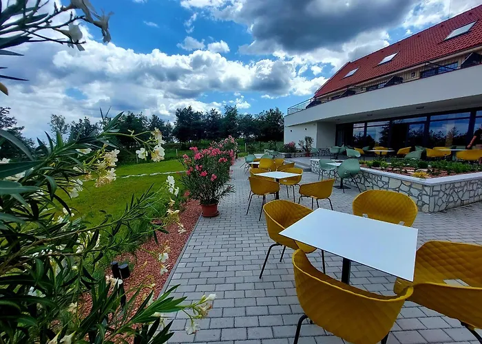 Koporos Hotel Hercegkut